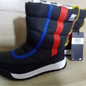 Sorel kids Snow Boots Youth Whitney II Puffy Size 9